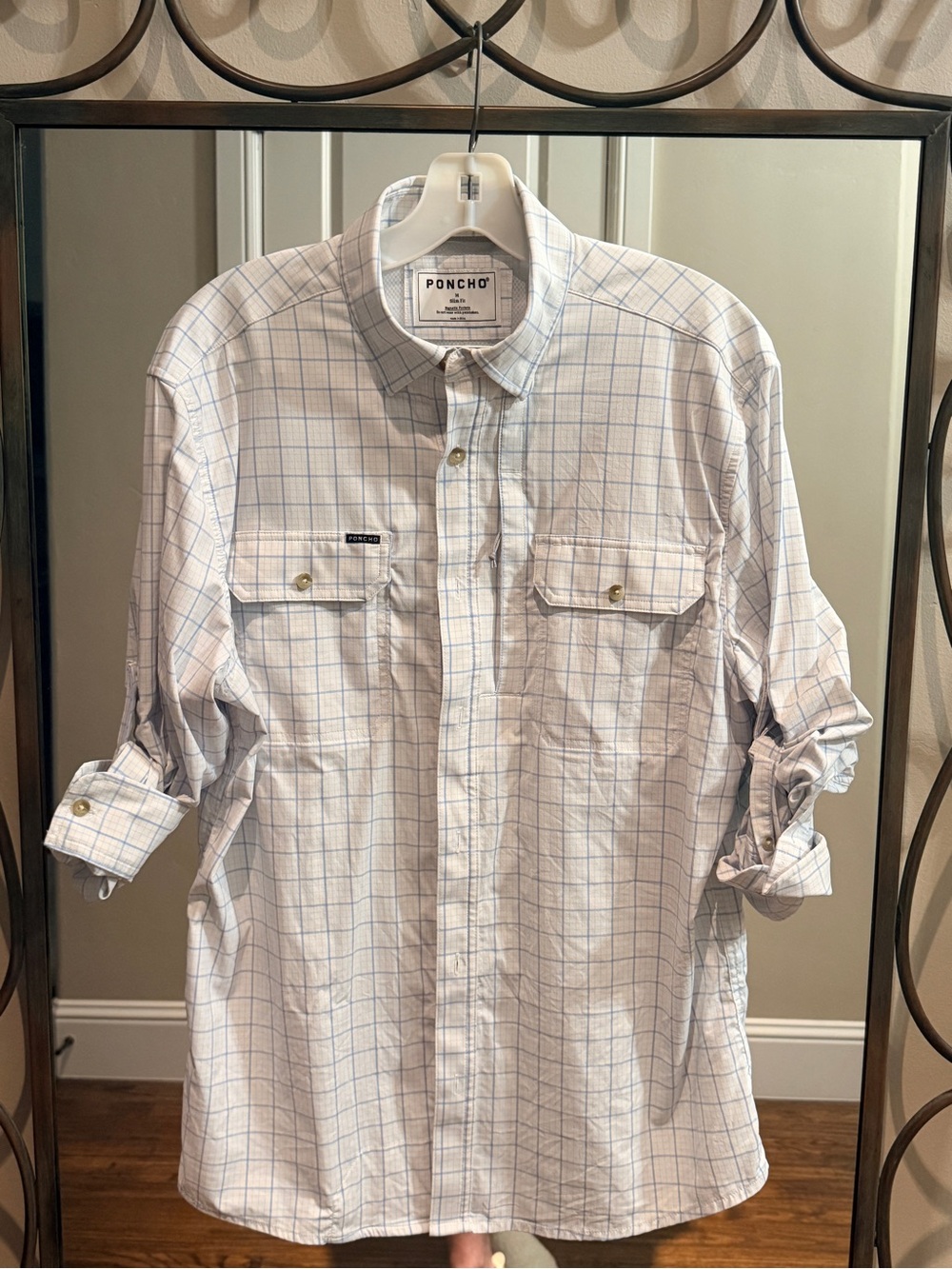 Poncho Slim Fit Plaid Blue White Long Sleeve Shirt Size Medium